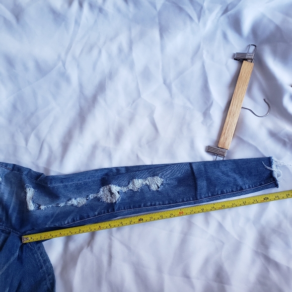 American Eagle Stretch Super High Rise Jegging Jeans Distressed Ripped 2 Short - Picture 10 of 12